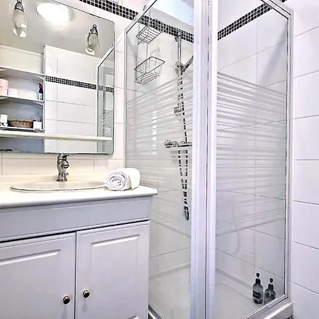 Appartement 5 Mins To Train Station - Free Parking - Disneyland - Escapade Perchee Pomponne